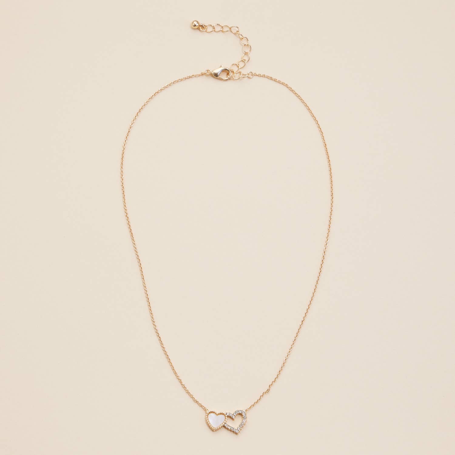 Heart Shell Charm Short Necklace